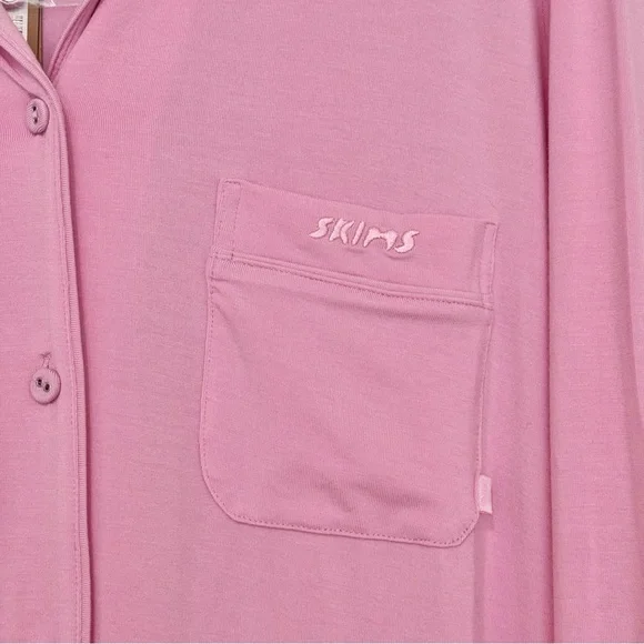Skims Sleep Long Sleeve Button Up Set - Bubble Gum - Picture 5 of 6